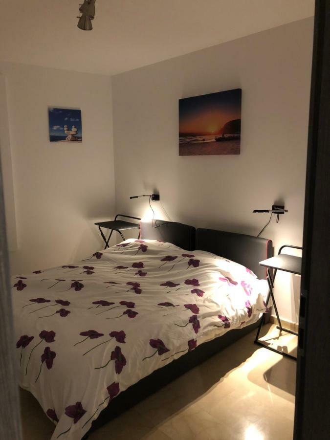Seashape Apartment In Manilva Zewnętrze zdjęcie